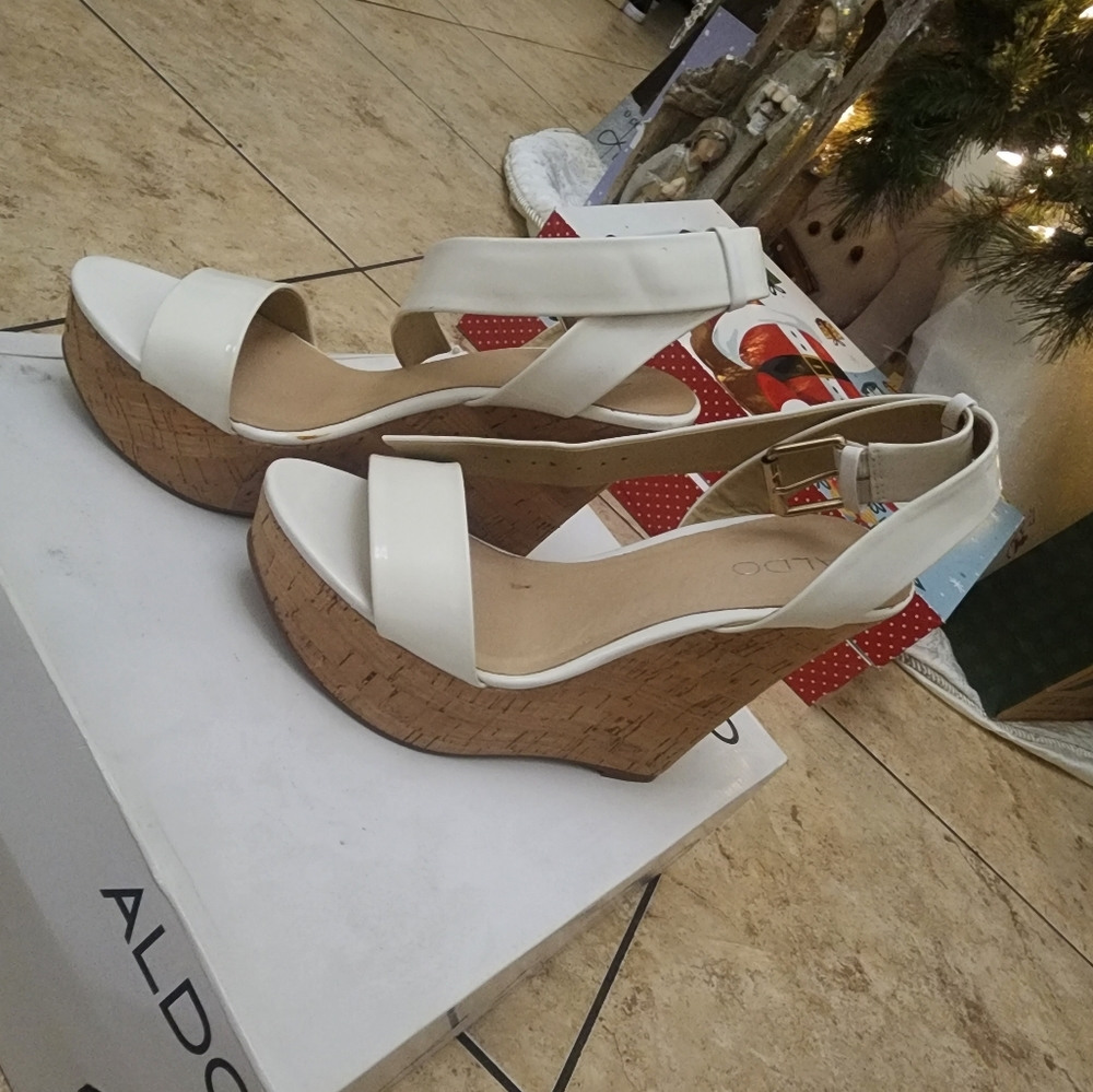 Aldo wedges
